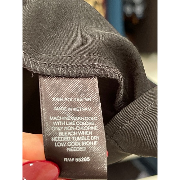 Express Button Cuff Blouse - Picture 6 of 8